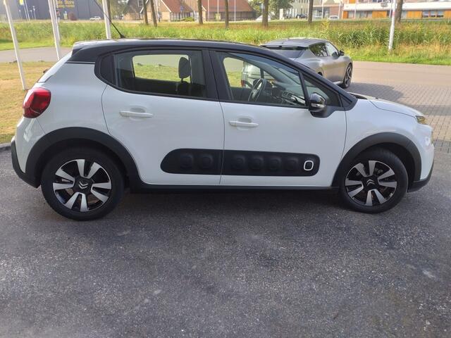 Citroen C3 1.2i PureTech Shine