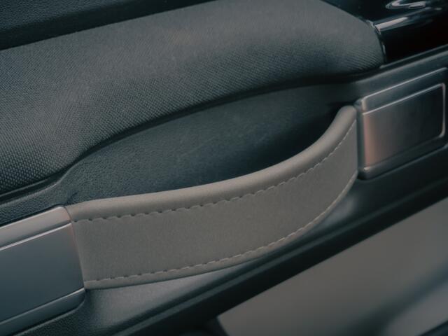 Citroen C3 1.2 Pure Tech Shine NL Auto Camera/navi