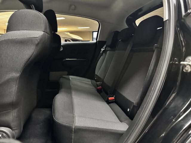 Citroen C3 1.2 PureTech Shine/ Camera/ Apple + Android/ DAB+/ Navi/ Clima/ Lane-Assist./ Cruise/ Elek. pakket/ Isofix/ Bluetooth/ Multi. LEDER. Stuur/ Mistl./ PDC/ Extra getint glas/ LED Dagrijverl.