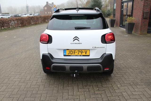 Citroen C3 Aircross 1.2 PureTech Shine Clima-Cruise-Schuifdak-Navi-Keyless-Trekhaak