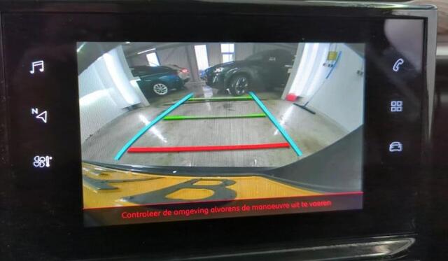 Citroen C3 1.5 HDi 102PK Shine / Stoelverwarming / Pdc+Camera / 1/2 Leder / Airco-ecc./ Navigatie / Pack City Safety