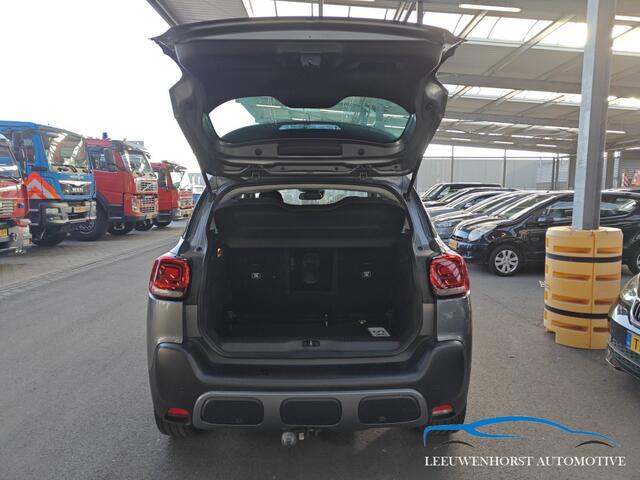 Citroen C3 Aircross 1.2 PureTech S&S Shine, AUTOMAAT, Apple Carplay, camera, 2 x PDC, clima, navi, cruise, trekhaak