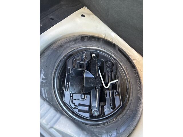 Citroen C3 1.2 SHINE WIT 158DKM