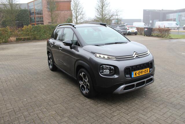 Citroen C3 Aircross 1.2 PureTech S&S Shine Clima-Cruise-Navi-Head-up-Dodehoek Detectie-Trekhaak-Stoelverwarming