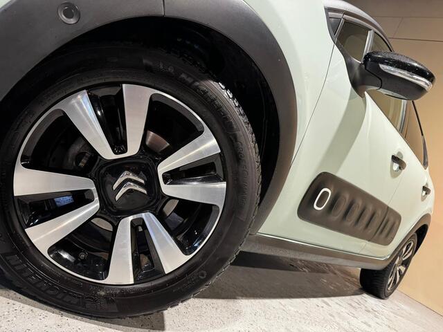 Citroen C3 1.2 PureTech S&S Shine | Cam| PDC V+A| Keyless| Trekhaak| Carplay