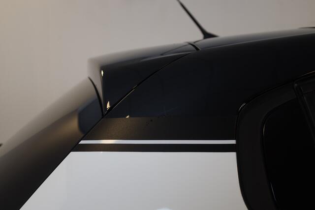 Citroen C3 PT 110 Shine Automaat-6 Trekhaak |Stoelverwarming | Panorama Dak | sensoren achter | Apple Carplay/Android auto