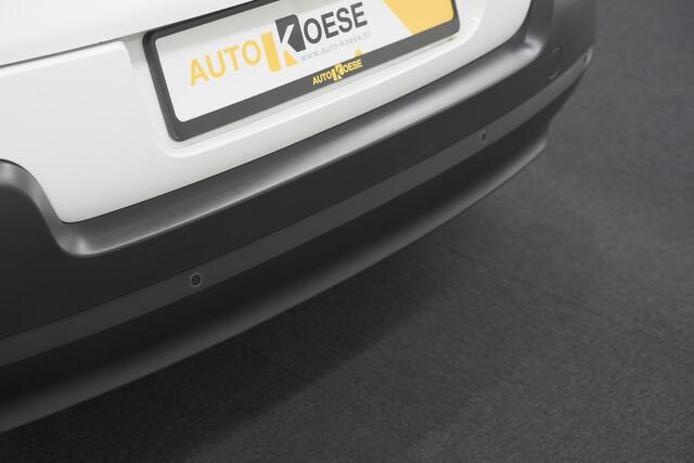 Citroen C3 PureTech 110 EAT8 Feel Edition | Panoramadak | Parkeersensoren | Apple Carplay