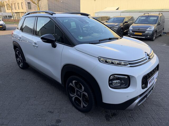 Citroen C3 Aircross 110pk Shine (Camera - Keyless Entry - HiFi - Parkeersensoren V+A - 17"incl 4S - Automatische Airco - Navigatie - Apple Carplay)