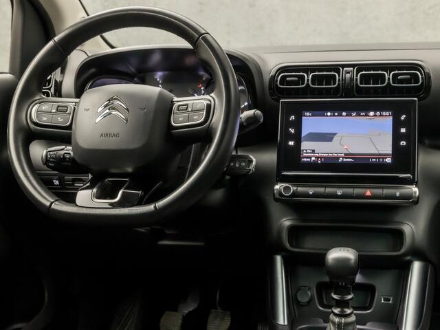 Citroen C3 Aircross 1.2 PureTech C-Series (APPLE CARPLAY, GROOT NAVI, CRUISE, GETINT GLAS, SPORTSTOELEN, PARKEERSENSOREN, LM VELGEN, NEIUWSTAAT)