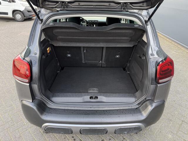 Citroen C3 Aircross 110pk Shine (Camera - Parkeersensoren V+A - 17"incl 4S - Automatische Airco - Navigatie - Apple Carplay)