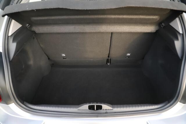 Citroen C3 1.2 PureTech Feel Navigatie Carplay Android Climate Cruise Control Rijstrooksensor Parkeersensor All-season banden!