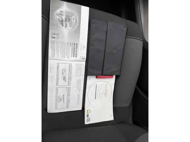 Citroen C3 1.2 PureTech Shine AUTOMAAT |NAVIGATIE |CAMERA |AIRCO/ECC |CRUISECONTROL |PARKEERSENSOREN