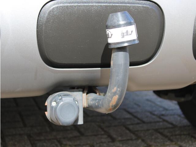 Citroen C3 Aircross 1.2T Feel | Trekhaak/Climate/Stoelverwarming