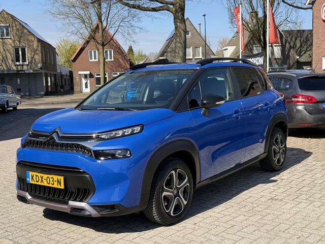 Citroen C3 Aircross 130 Pk Benzine * AUTOMAAT * * Navigatie * Airco * Cruise Control * Achteruitrij Camera * DAB Radio * Hoge Zitpositie * Vingerhoets; Vierde Generatie Eersteklas Service. Al meer dan 100 jaar een begrip in de Brabantse Kempen.