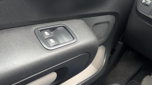 Citroen C3 1.2 PT Feel ,Navi,Cruise, PDC,