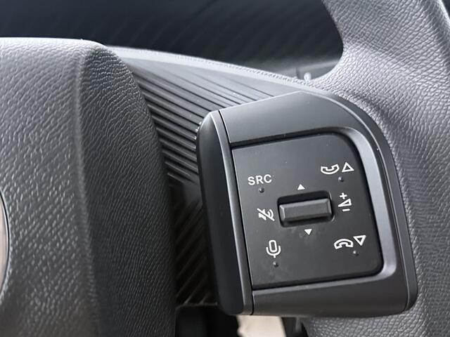 Citroen C3 Ë-C3 You 113pk 44 kWh WLTP actieradius: ± 320 km Laadtijd DC van 20% tot 80% in 00:26 WORDT VERWACHT Locatie Mazda RIJEN Adres: Parallelweg 49, 5121 LD Rijen