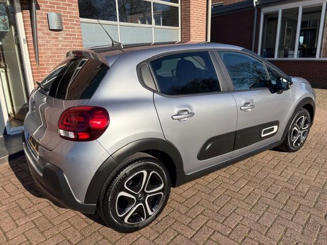 Citroen C3 1.2 PureTech Plus Navigatie / Private glas / PDC