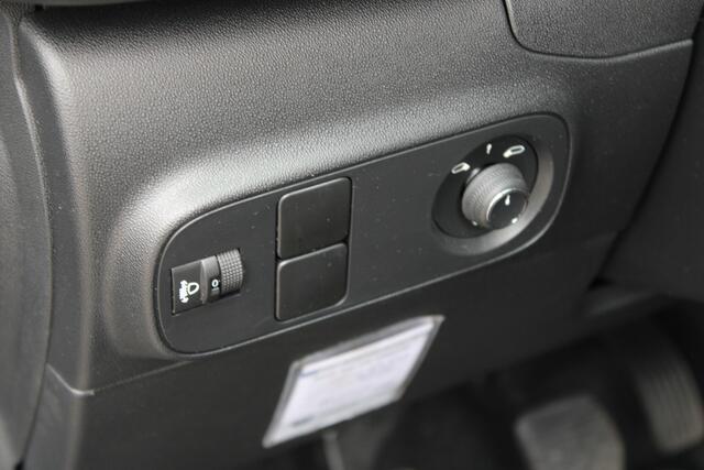 Citroen C3 1.2 PureTech C-Series//Navi//Carplay!!