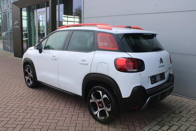 Citroen C3 Aircross 1.2 PureTech 110pk S&S Shine Automaat Airco Navi Camera Carplay Hoge zit, heerlijk ruim