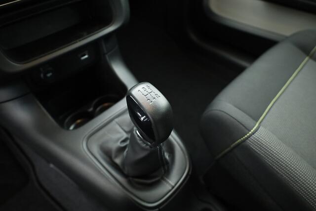 Citroen C3 1.2 PureTech Plus | Orig. NL | Nav+App.Connect | Cruise | | DAB | PDC | LED | Licht-/ Regensensor | DAB | V