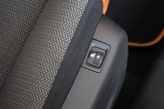 Citroen C3 PT 110 Shine Apple Carplay | Android auto | Camera | Leder | Lichtmetaal