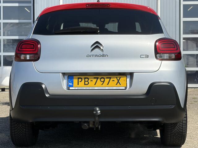 Citroen C3 1.2 PureTech S&S Shine 110pk | Two tone kleur | Achteruitrijcamera | Apple Carplay/Android Auto | Dab | Lichtmetalen velgen 17" | Navigatiesysteem full map | Parkeersensor achter | Trekhaak | Prachtig exemplaar!