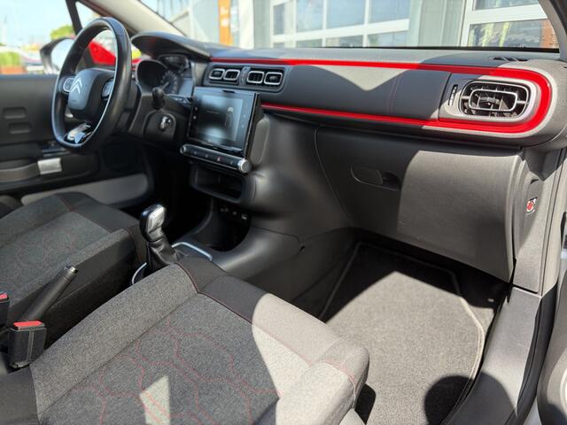 Citroen C3 1.2 PureTech S&S Shine 110pk | Two tone kleur | Achteruitrijcamera | Apple Carplay/Android Auto | Dab | Lichtmetalen velgen 17" | Navigatiesysteem full map | Parkeersensor achter | Trekhaak | Prachtig exemplaar!