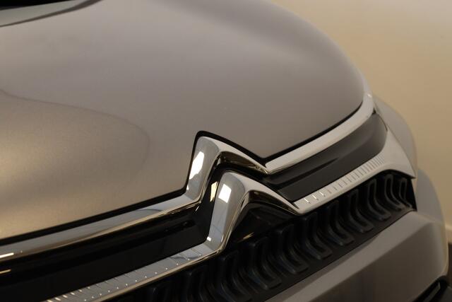 Citroen C3 Aircross PT 130 Shine Automaat-6 Camera | Sensoren V + A | Panorama dak | 17" | Leer