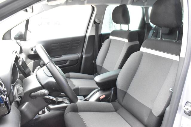 Citroen C3 Aircross PureTech 110 EAT6 Shine Navigatie | Trekhaak | Airco | Parkeerhulp achter |