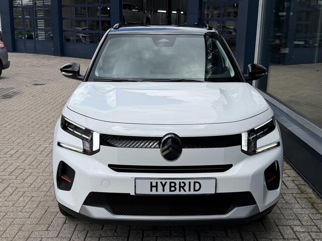 Citroen C3 1.2 Hybrid 110 PK Max | Automaat | Nieuwe Auto | Tot 8 Jaar Garantie | Advanced Comfort Stoelen | Navigatie | Full LED Verlichting | Navigatie | Camera | Hoge Zitpositie | Parkeersensoren | Hybride Rijden Zonder Stekker | Two-Tone | Lichtmetalen Velgen |