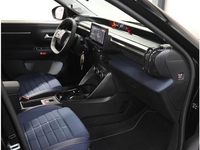 Citroen C3 1.2 Hybrid 110pk Collection | Camera | CruiseControl | AppleCarPlay/AndroidAuto | Comfortstoelen | Airco | CruiseControl |
