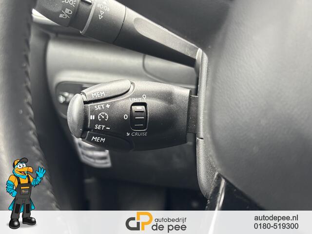Citroen C3 1.2 PureTech Shine GARANTIE/AUTOMAAT/NW. DISTRI/CARPLAY/CLIMA/CRUISE/PDC V+A/CAMERA rijklaarprijs!
