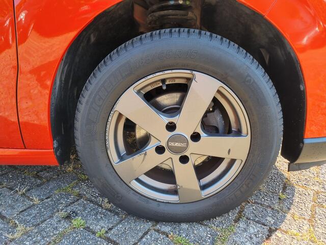 Citroen C3 1.2 Feel 105g ?COMPLETE AUTO! ?ORANJE METALLIC