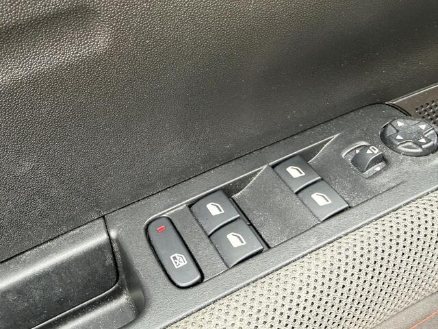 Citroen C3 Aircross 1.2 PureTech S&S Shine ALL-INRIJKLAARPRIJS/Open dak/Camera/Sensoren rondom/keyless/Duo-Tone