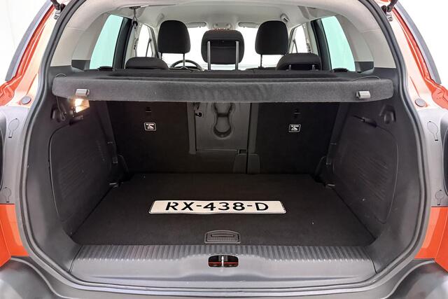 Citroen C3 Aircross 1.2 PureTech S&S Shine Trekhaak l Camera l Climate Control l Cruise Control l Bluetooth l DAB l Keyless Entry l LED l 17'' LMV l PDC l Hi-Fi