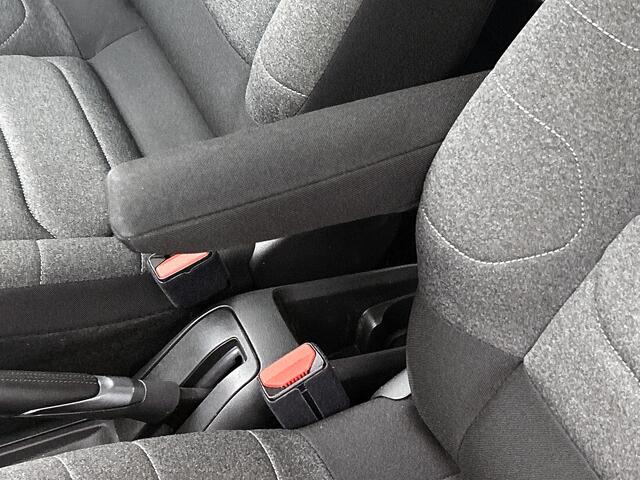 Citroen C3 110 pk Automaat Shine | Rijklaar | Achteruitrijcamera | Navigatie | 17"Lichtmetalen velgen |