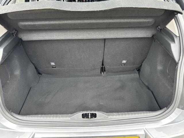 Citroen C3 1.2 PureTech Feel 82 pk | Comfortseats! | 1e eigenaar! | 12 maanden BOVAG garantie! |