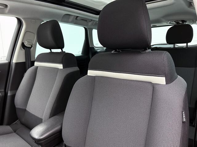 Citroen C3 Aircross 110 PK S&S Shine | Rijklaar | Trekhaak | Panoramdak |