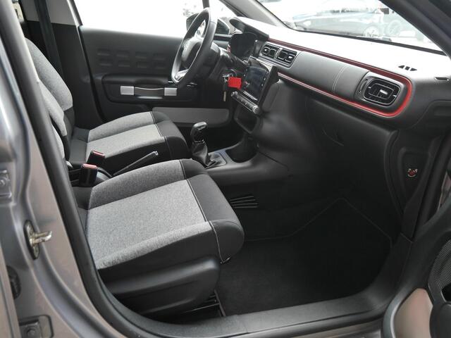 Citroen C3 1.2 PureTech C-Series | Trekhaak | Navigatie | Climate Control | Zwart dak | Lichtmetalen velgen | All Season banden | Dealer onderhouden