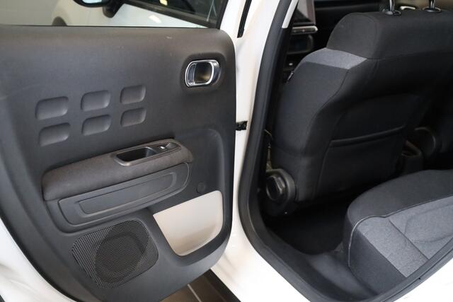 Citroen C3 PT 110 Shine Automaat Navi | Camera | Sensoren V&A