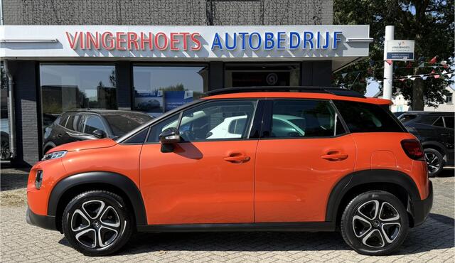 Citroen C3 Aircross 1.2 Benzine * Navigatie * Airco * Cruise Control * Hoge Zit * Parkeersensoren * Apple Carplay / Android Auto * Bleutooth * Vingerhoets; Vierde Generatie Eersteklas Service. Al meer dan 100 jaar een begrip in de Brabantse Kempen