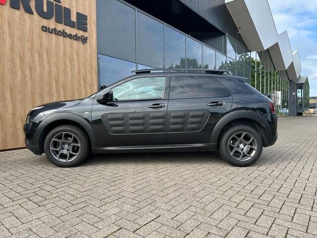 Citroen C4 1.2 PureTech Shine / BTW / Navi