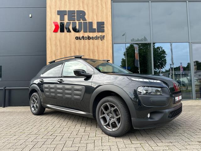 Citroen C4 1.2 PureTech Shine / BTW / Navi