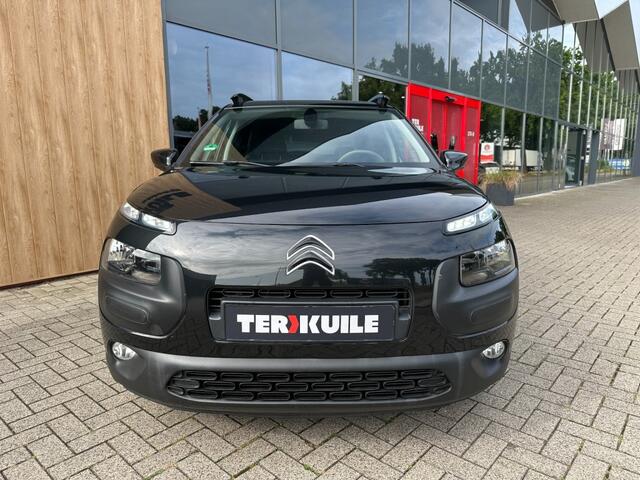 Citroen C4 1.2 PureTech Shine / BTW / Navi