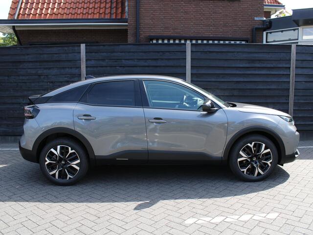Citroen C4 Max 1.2 Hybrid 136PK e-DCS6 Automaat Navigatie, Rondomzichtcamera, Headup, Adaptieve Cruise, Keyless, Stuur, Stoel en Voorruitverwarming