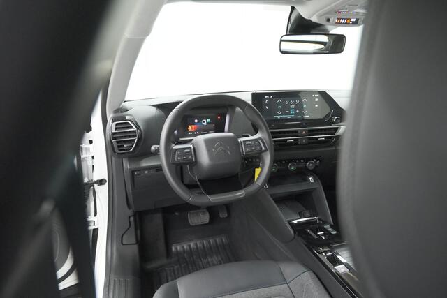 Citroen C4 Puretech 130 EAT8 Feel Edition | Camera | Apple Carplay | Parkeersensoren | 18 Inch Lichtmetalen Velgen
