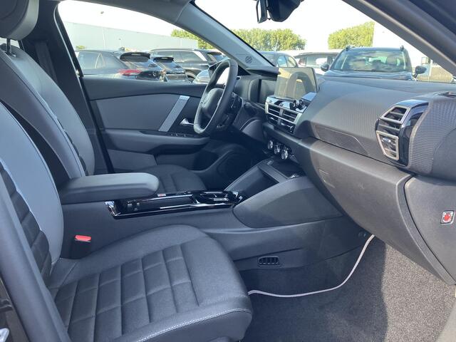 Citroen C4 HYBRID 145 COLLECTION BLACK PACK VOORRAAD KORTING