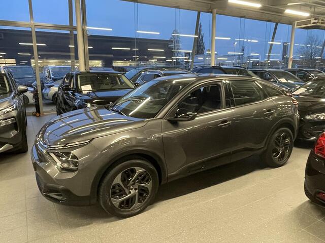 Citroen C4 1.2 Puretech Feel Pack Navigatie Apple Carplay/Android Auto Camera Parkeersensoren achter Cruise Control Head-up-display Virtual Cockpit Climate Control Lichtmetalen velgen