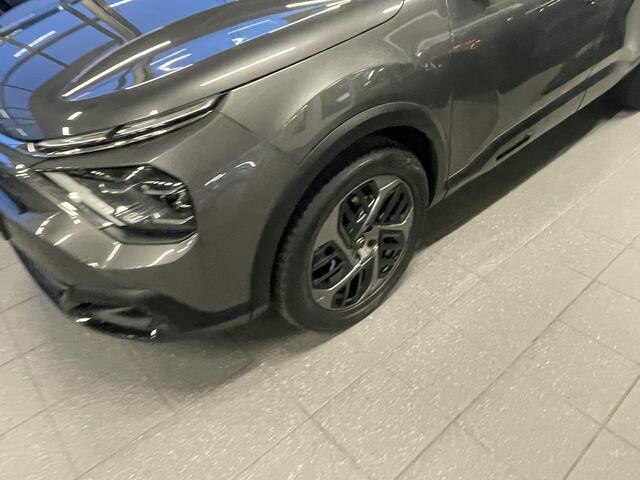 Citroen C4 1.2 Puretech Feel Pack Navigatie Apple Carplay/Android Auto Camera Parkeersensoren achter Cruise Control Head-up-display Virtual Cockpit Climate Control Lichtmetalen velgen