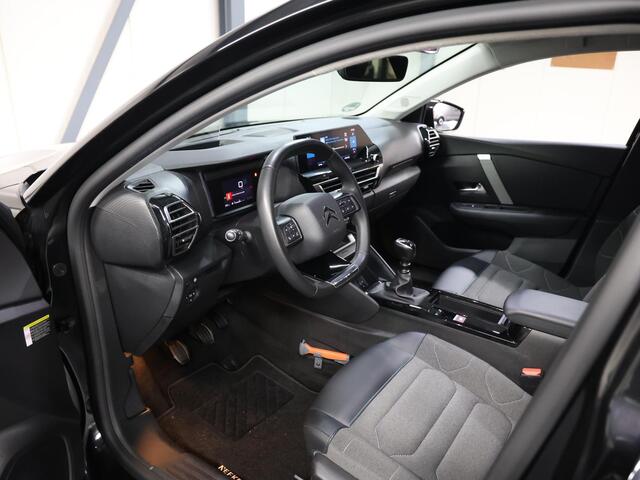 Citroen C4 1.2 130PK Feel Edition | Head-Up Display | Cruise Control | Camera | Keyless | DAB Radio | AppleCarPlay/AndroidAuto | LED | Lederen/Stoffenbekleding | Isofix | Privacy Glass | LM Velgen |